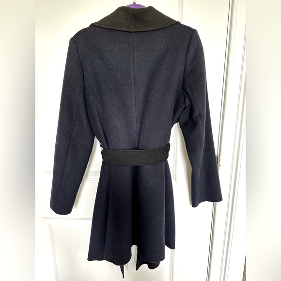 Sultry Michael Kors Wool Coat - Picture 2 of 3